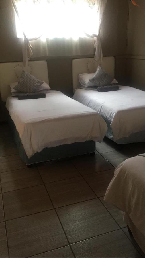 Kusha Two Hotel Sabie Kültér fotó