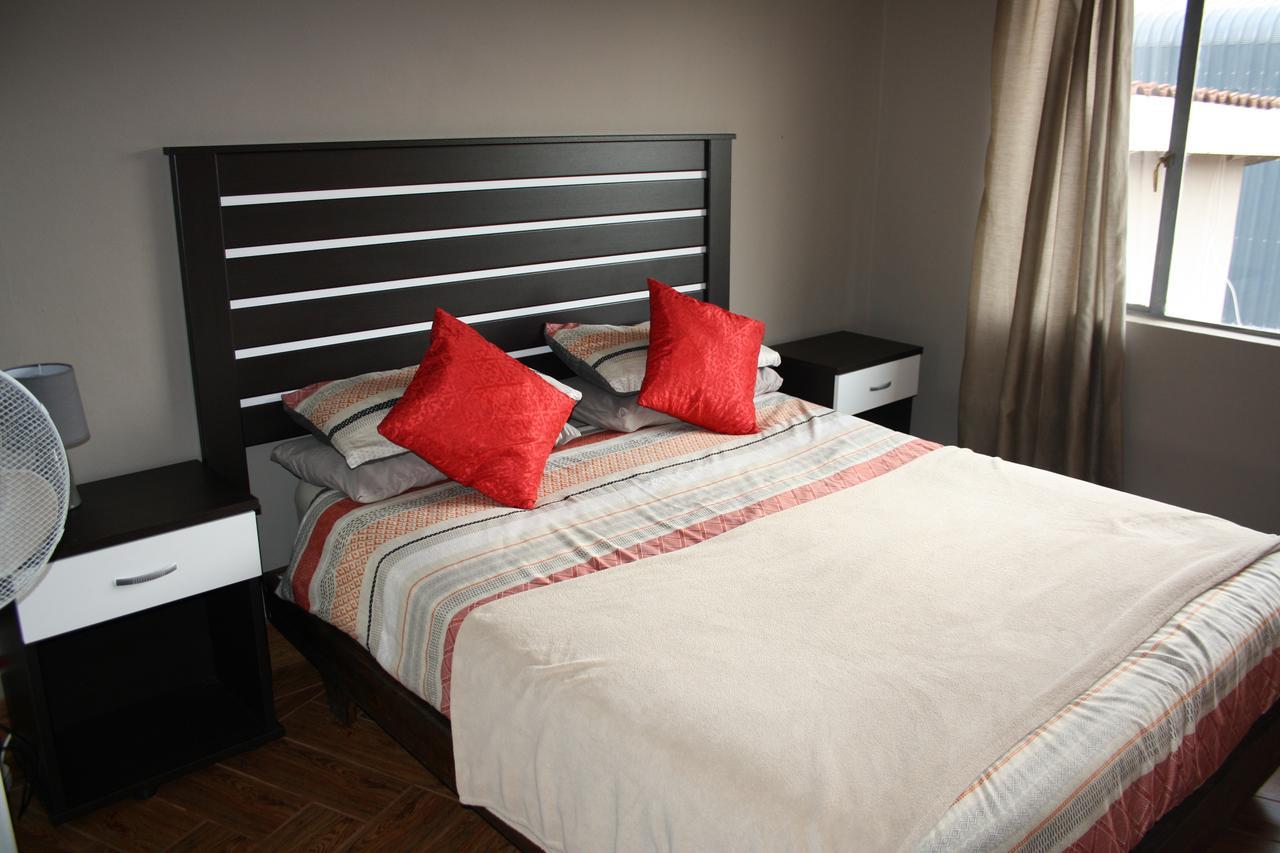 Kusha Two Hotel Sabie Kültér fotó