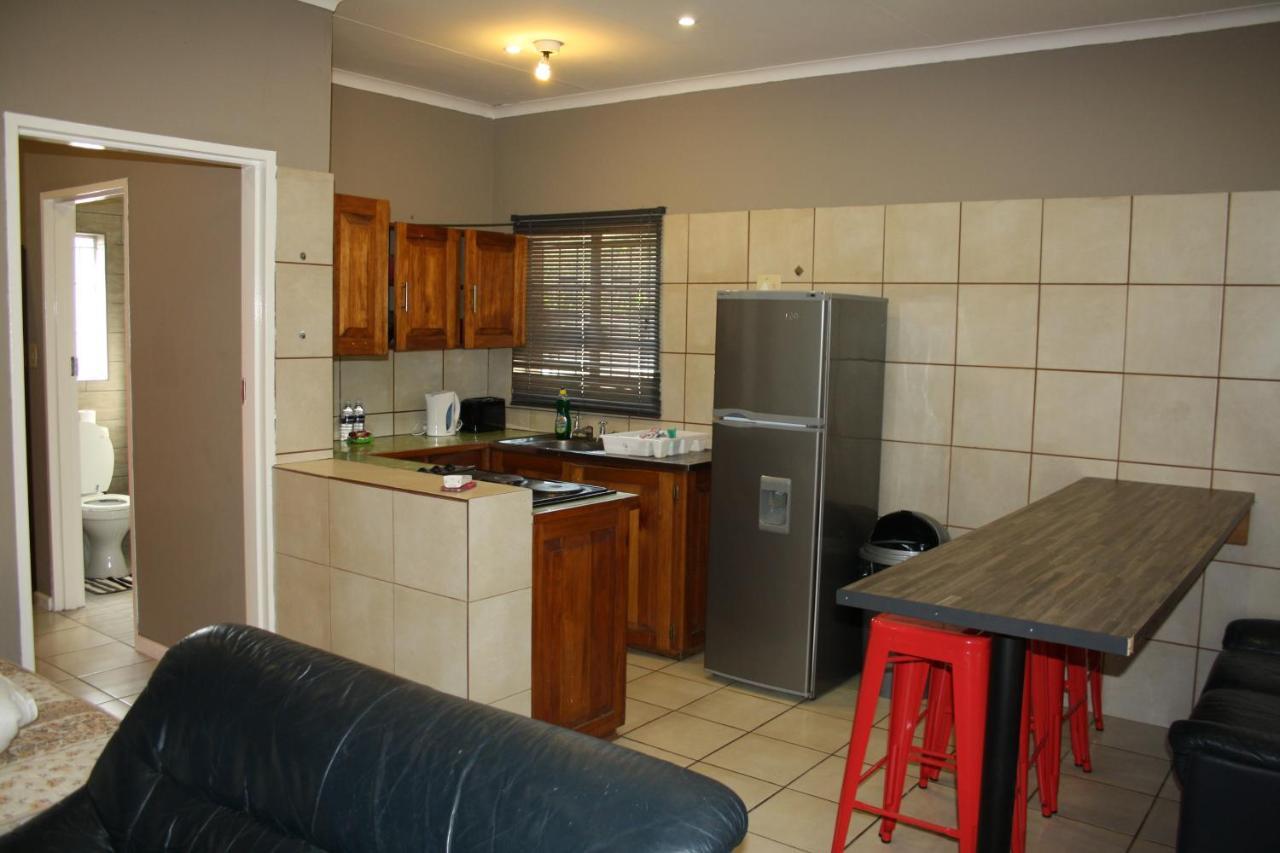 Kusha Two Hotel Sabie Kültér fotó